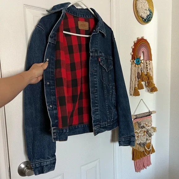 vintage Levi’s buffalo plaid trucker jacket - Picture 3 of 6